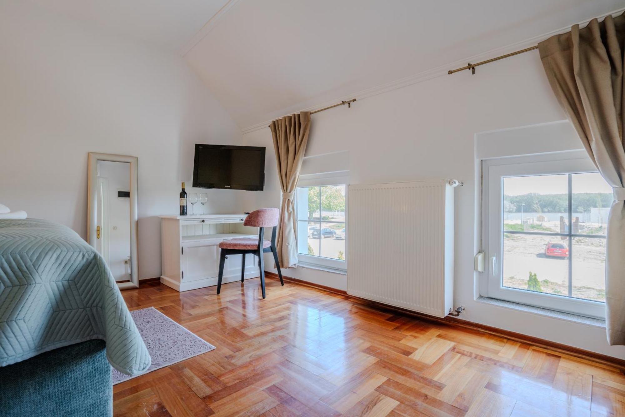 Vila Rosa Вуковар Екстериор снимка